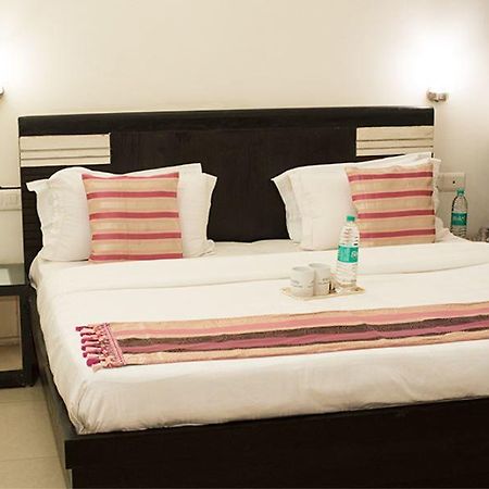 Aura Suites Gurgaon Eksteriør bilde